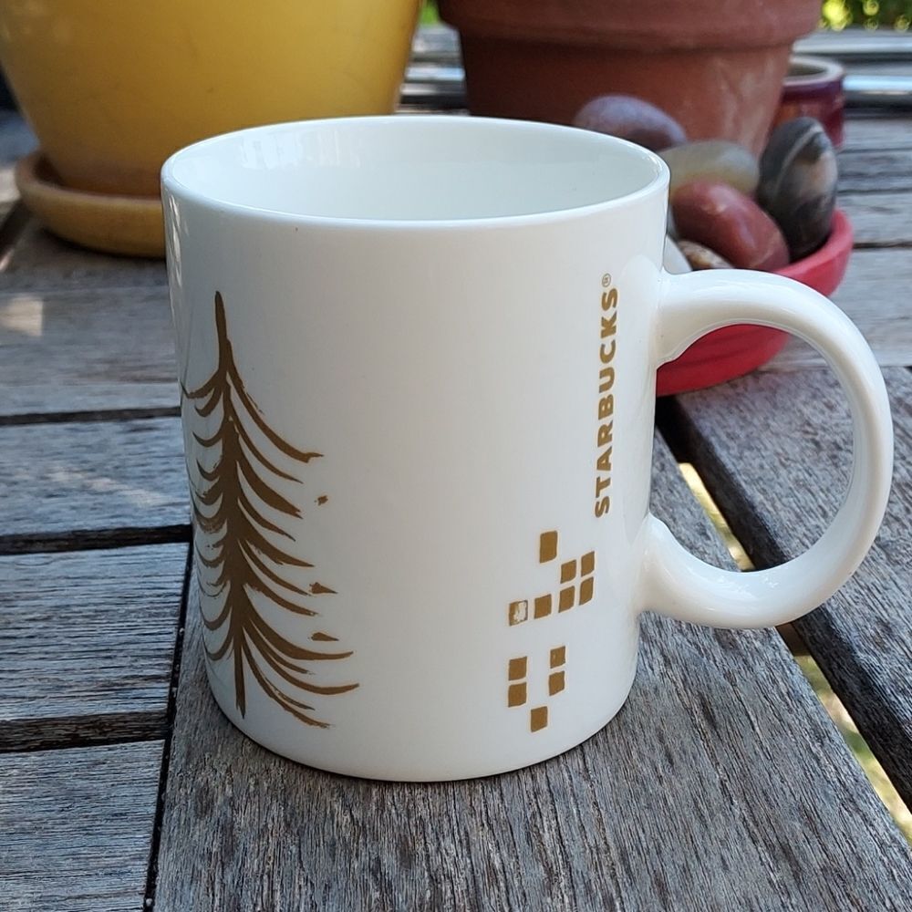 Starbucks 2014 Holiday Gold Tree Pixels Mug